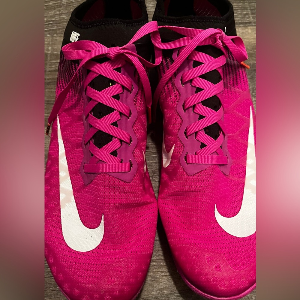 Women Nike Track & Field Shoes 
Size: 10.5